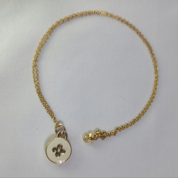 Authentic Louis Vuitton white gold flower Fleur charm on chain - Picture 7 of 10